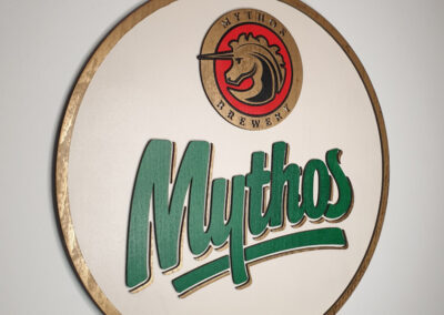Χειροποίητο ξύλινο κάδρο Mythos Beer